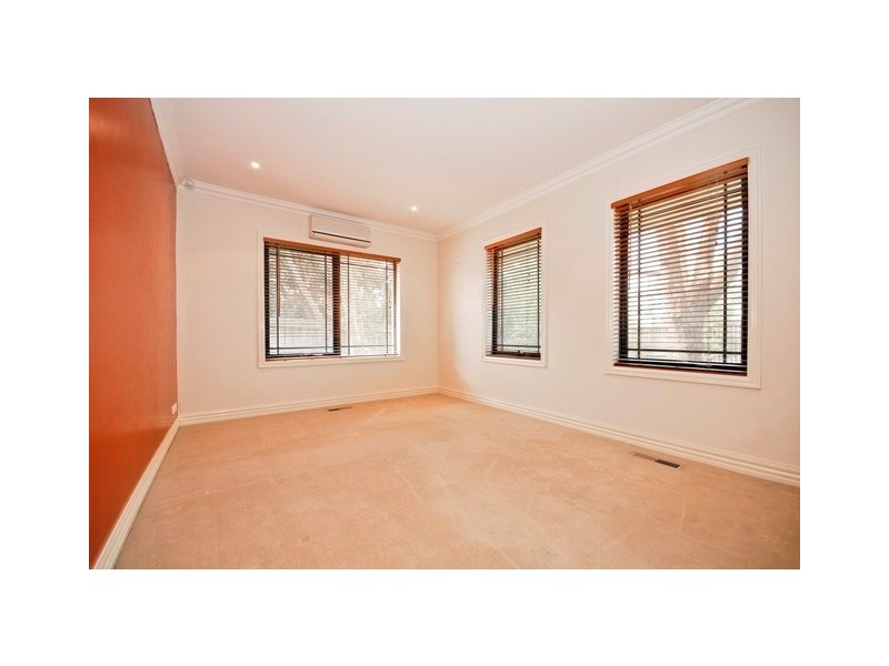 1/52 Dorset Road, Croydon VIC 3136