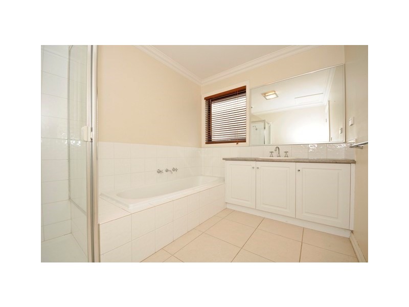 1/52 Dorset Road, Croydon VIC 3136