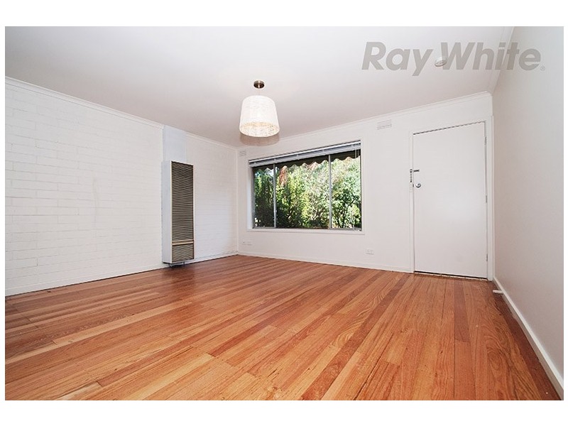 4/2 Henty Court, Croydon VIC 3136