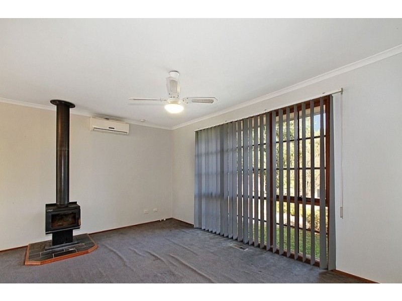 17 Rothan Avenue, Boronia VIC 3155