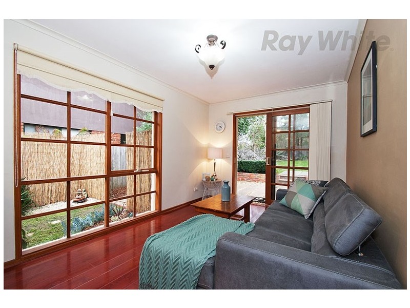 12 LATROBE Court, Croydon Hills VIC 3136