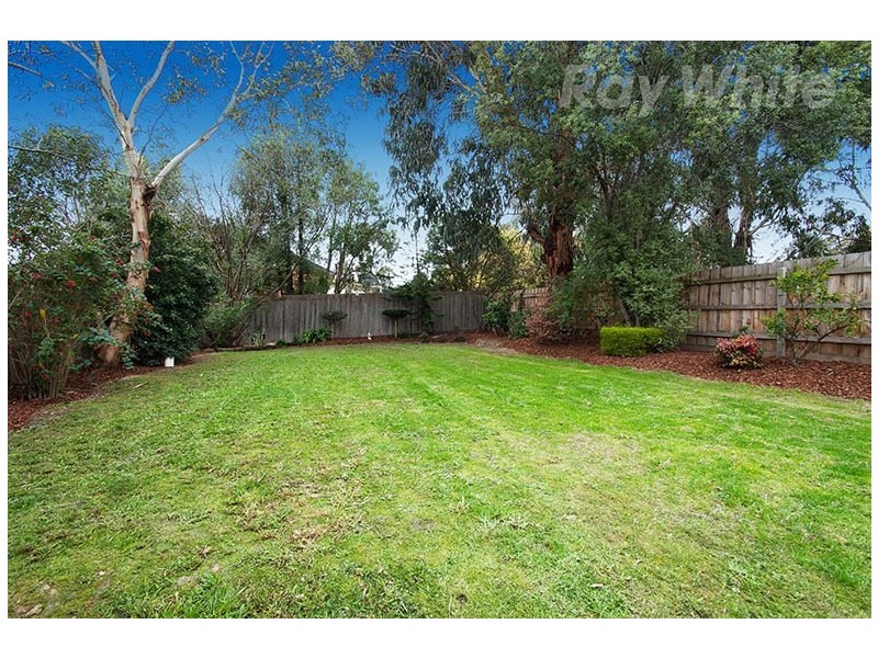 12 LATROBE Court, Croydon Hills VIC 3136