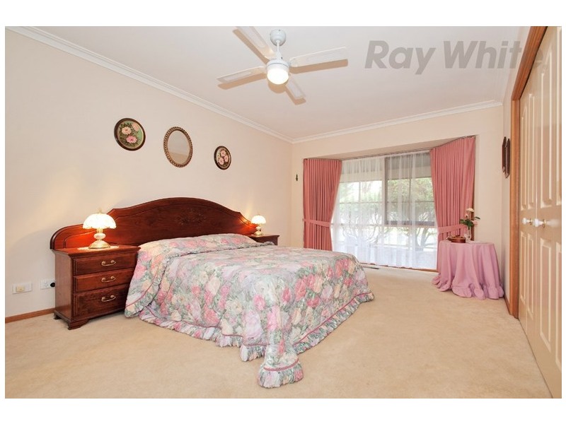 46 Alpine Way, Kilsyth VIC 3137