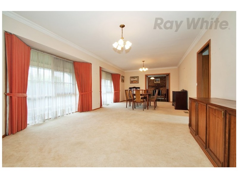 46 Alpine Way, Kilsyth VIC 3137