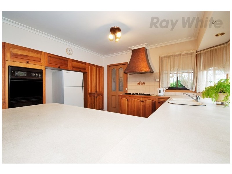 46 Alpine Way, Kilsyth VIC 3137