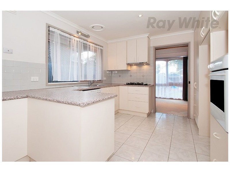 1 PARKLA BRAE, Chirnside Park VIC 3116