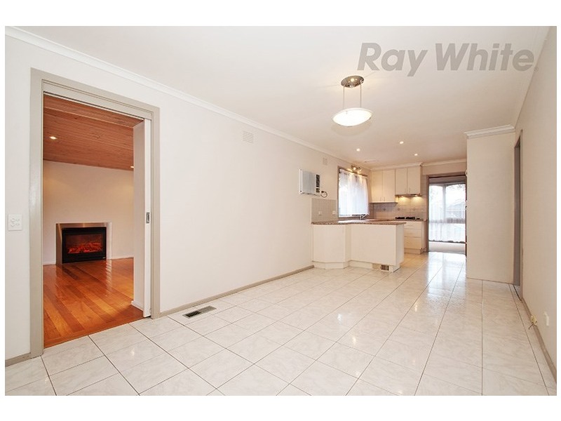 1 PARKLA BRAE, Chirnside Park VIC 3116