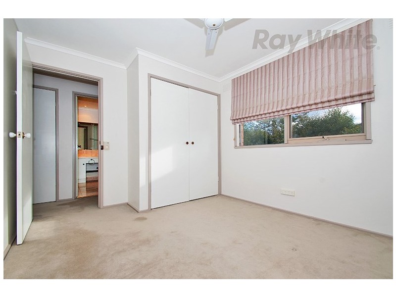 1 PARKLA BRAE, Chirnside Park VIC 3116