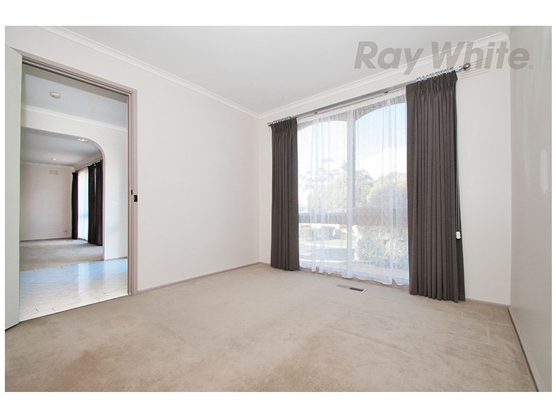 1 PARKLA BRAE, Chirnside Park VIC 3116