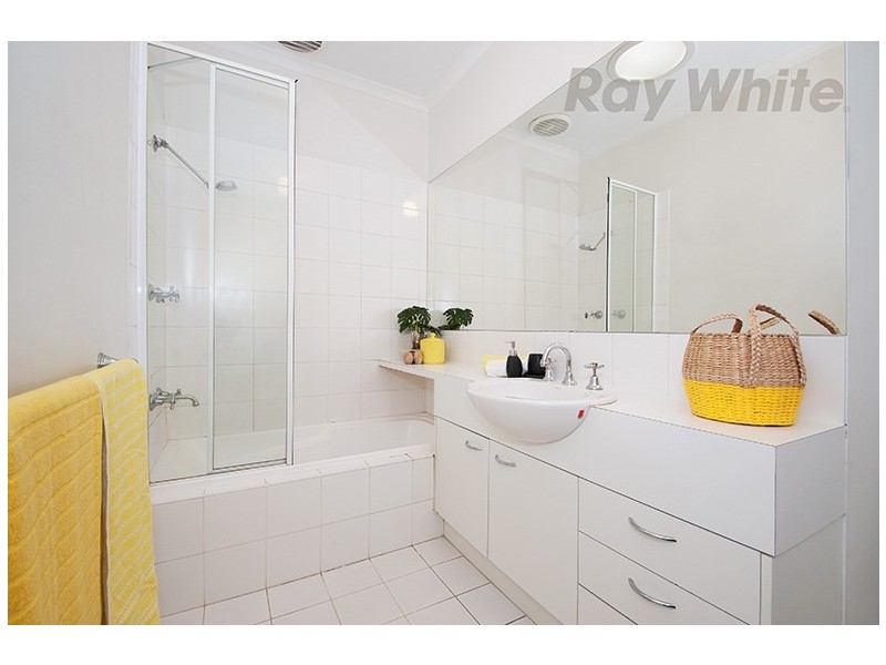 18/355 Dorset Road, Croydon VIC 3136