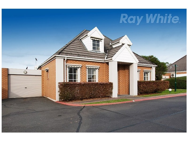 18/355 Dorset Road, Croydon VIC 3136