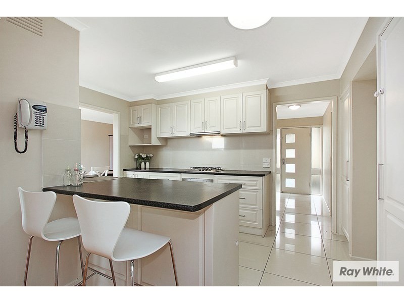 5 BRAMBLEBERRY Lane, Chirnside Park VIC 3116