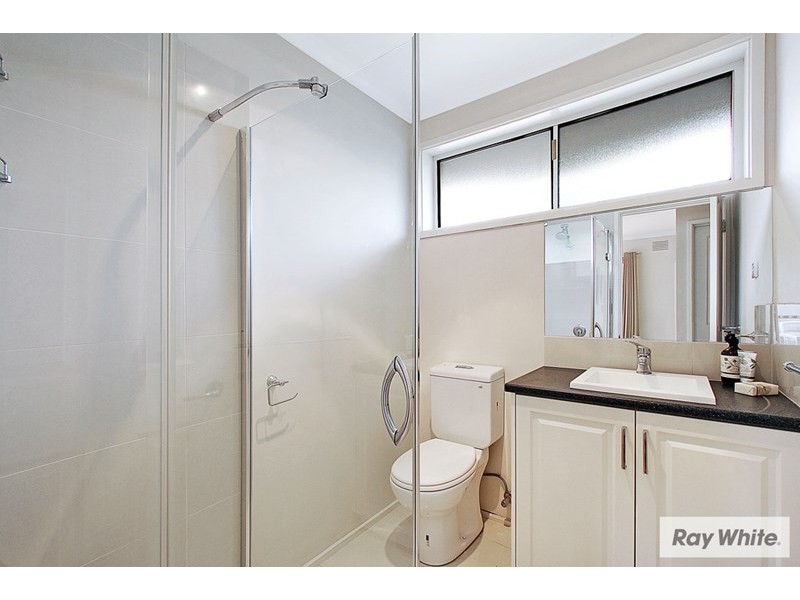 5 BRAMBLEBERRY Lane, Chirnside Park VIC 3116