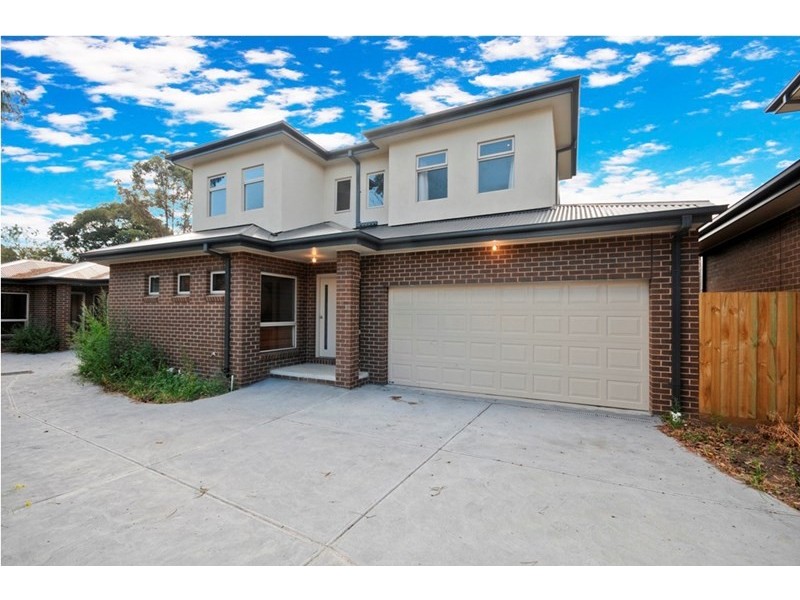 2/5 Moana Drive, Mooroolbark VIC 3138