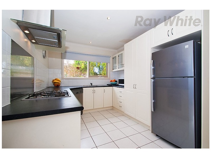 40 Thomas Street, Croydon South VIC 3136