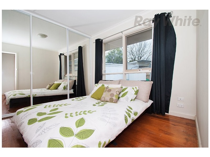 40 Thomas Street, Croydon South VIC 3136