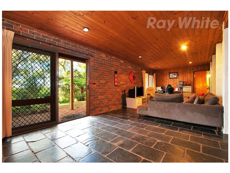 20 WYLIE Road, Silvan VIC 3795