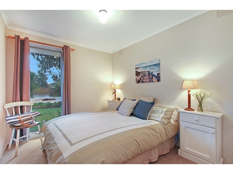 8 MATILDA Avenue, Wantirna South VIC 3152