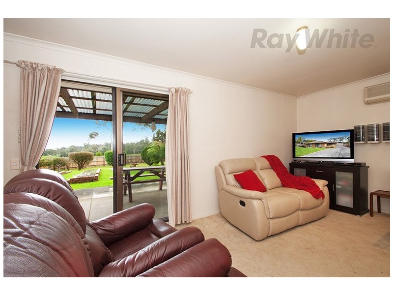 14 WESTALL Court, Mooroolbark VIC 3138