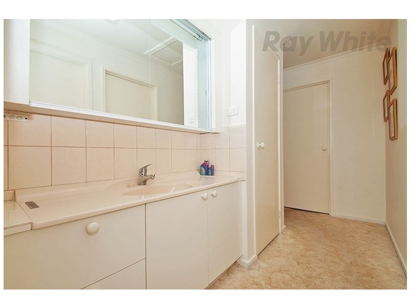 14 WESTALL Court, Mooroolbark VIC 3138