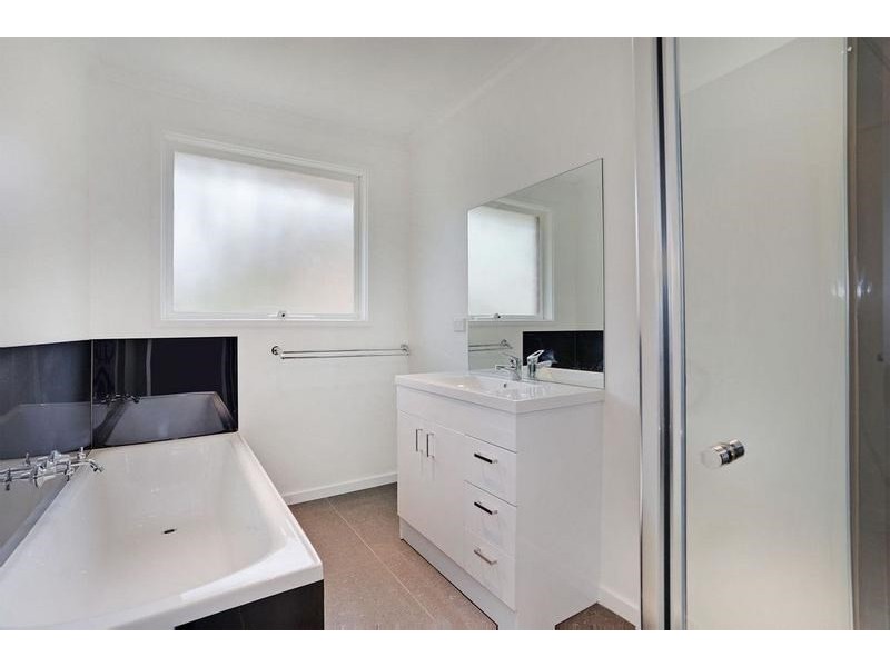 3 JumJum Close, Croydon Hills VIC 3136