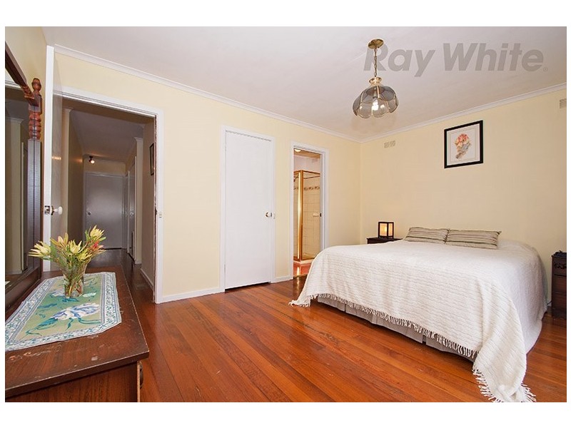 31 SWITCHBACK Road, Chirnside Park VIC 3116