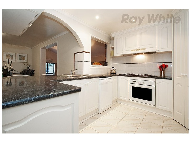 39 TERRIGAL Crescent, Kilsyth VIC 3137