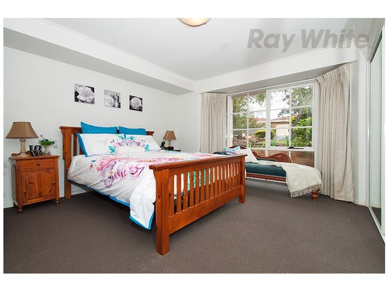 54 LANGDALE Drive, Croydon Hills VIC 3136