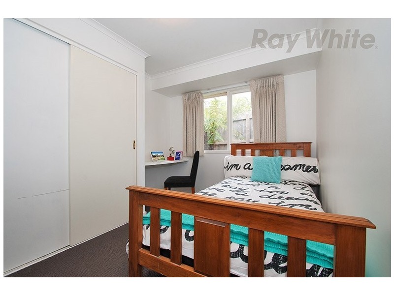 54 LANGDALE Drive, Croydon Hills VIC 3136