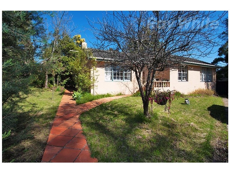 3 STEPHEN Crescent, Croydon VIC 3136