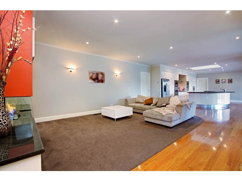 37A FRANCES Avenue, Yarra Glen VIC 3775