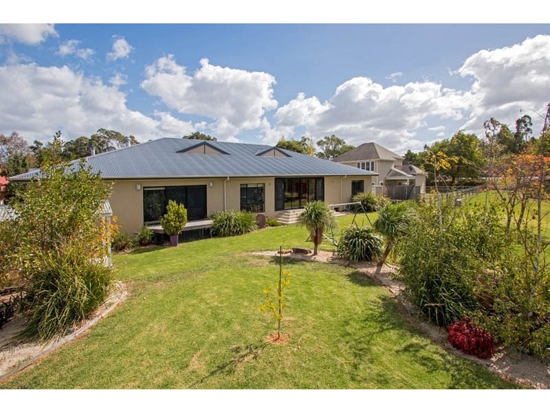 37A FRANCES Avenue, Yarra Glen VIC 3775