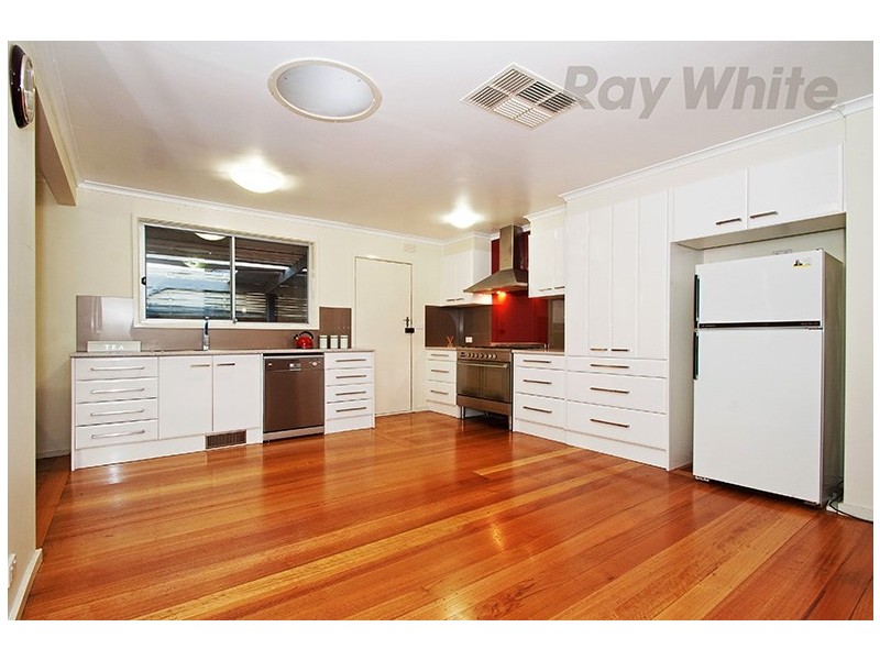 58 Sevenoaks Avenue, Croydon VIC 3136