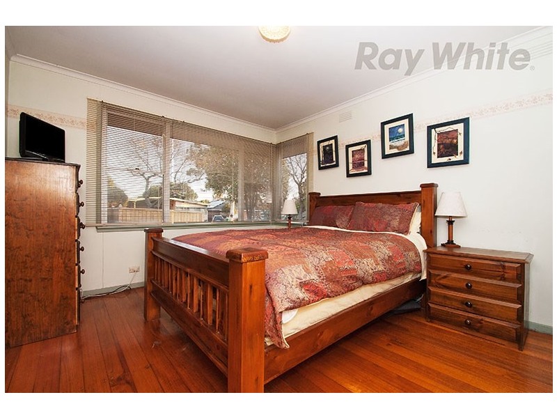 58 Sevenoaks Avenue, Croydon VIC 3136