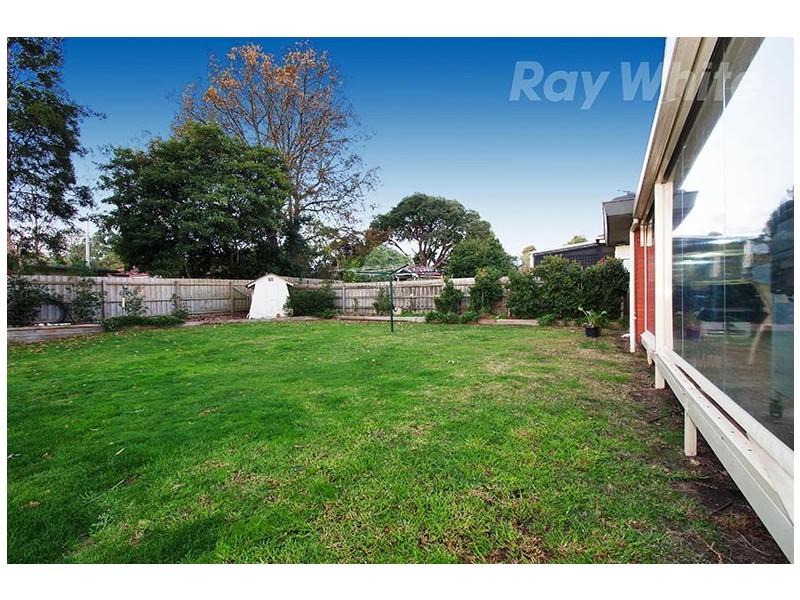 58 Sevenoaks Avenue, Croydon VIC 3136