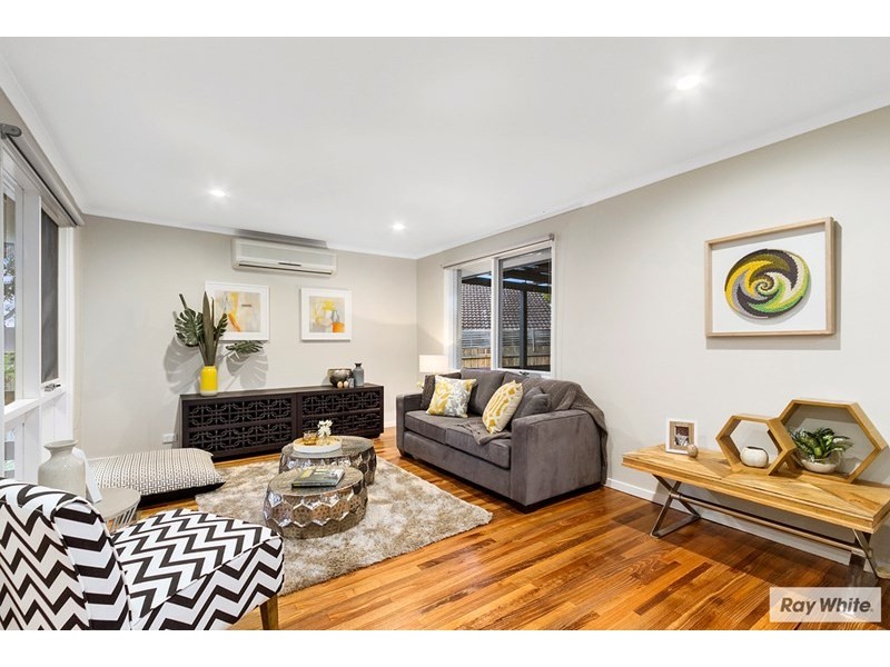 21 GRANT Drive, Bayswater North VIC 3153