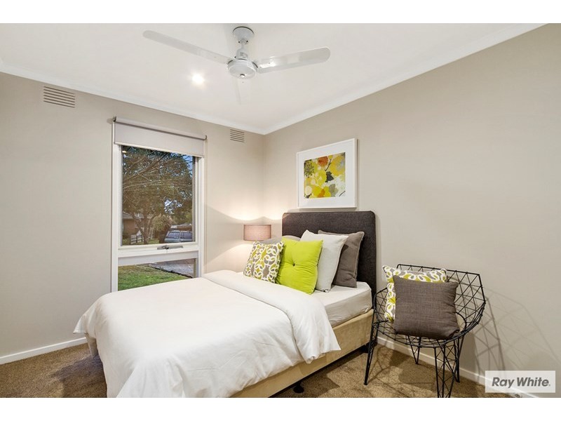 21 GRANT Drive, Bayswater North VIC 3153