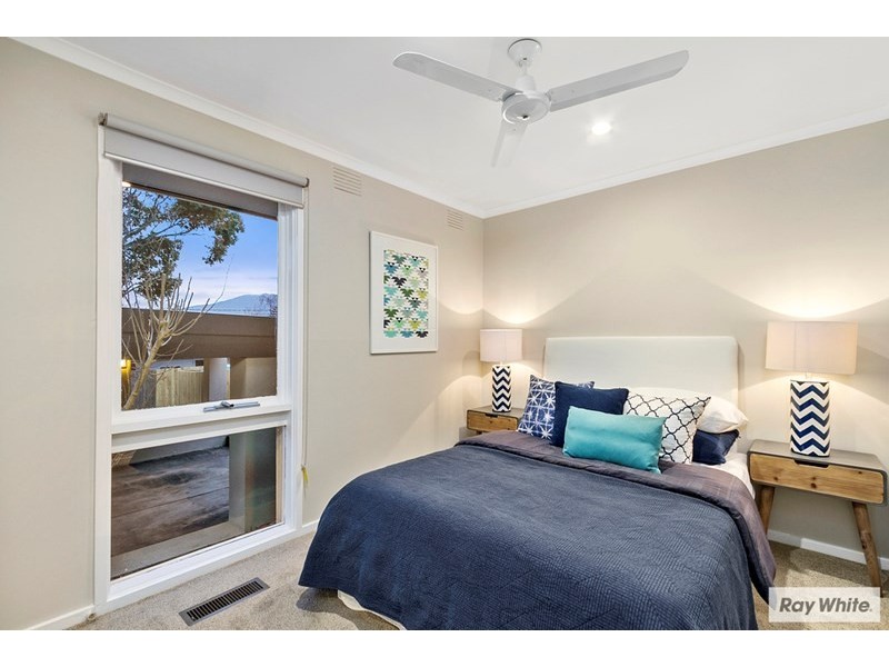 21 GRANT Drive, Bayswater North VIC 3153