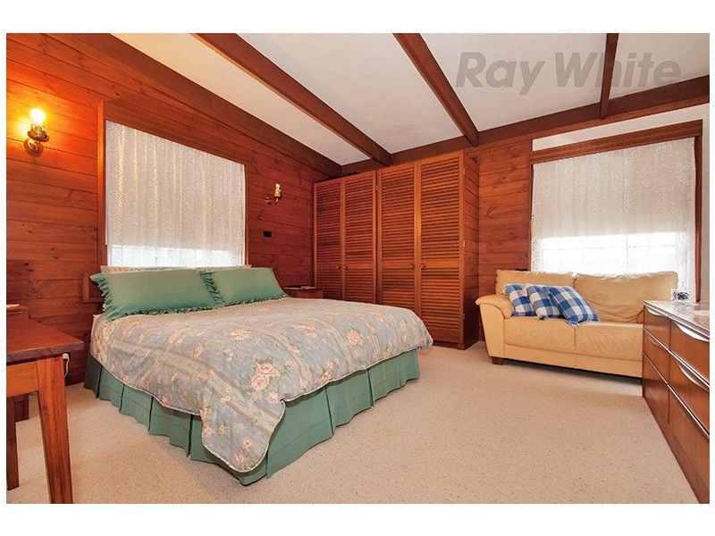 242 BAYSWATER Road, Bayswater North VIC 3153