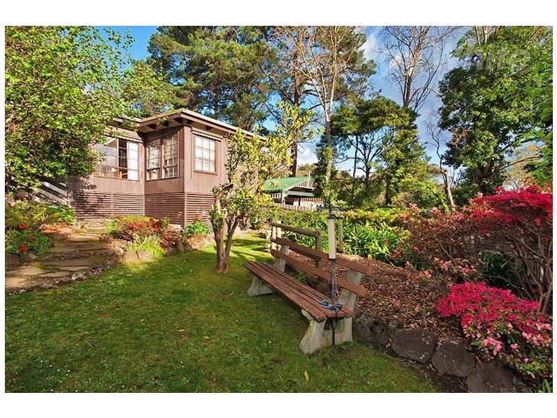 242 BAYSWATER Road, Bayswater North VIC 3153