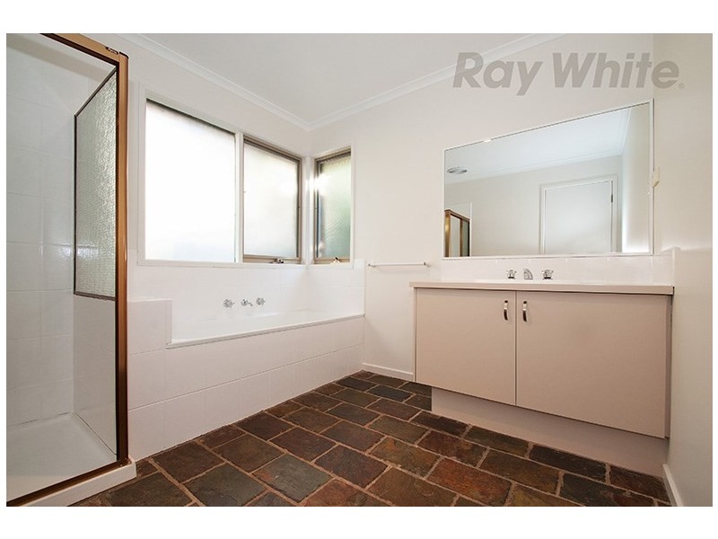 7 Buvelot Court, Chirnside Park VIC 3116