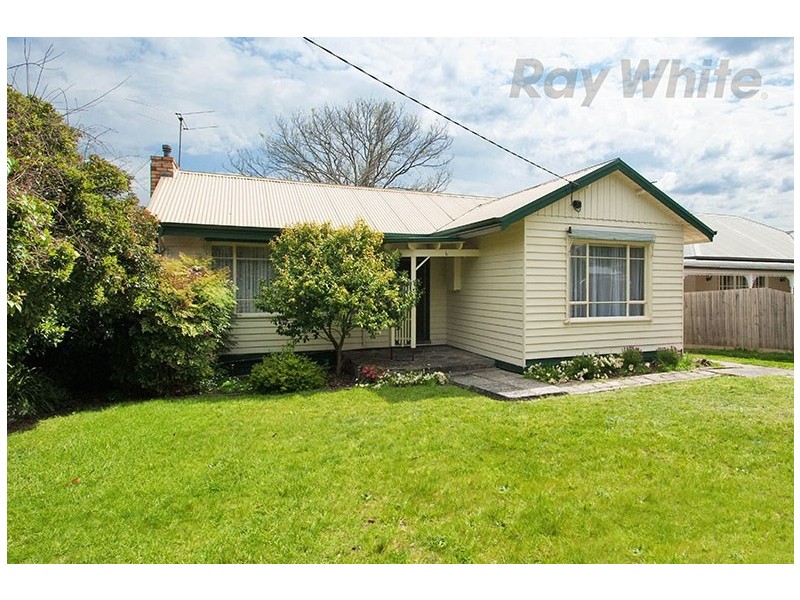 6 McKeon Road, Mitcham VIC 3132