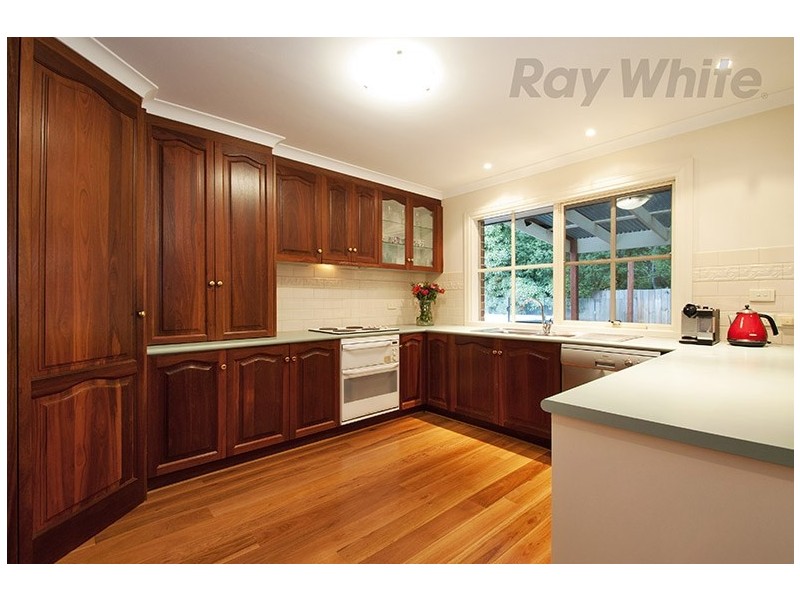 27 CLARKEDALE Rise, Kilsyth South VIC 3137