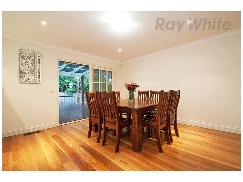 27 CLARKEDALE Rise, Kilsyth South VIC 3137