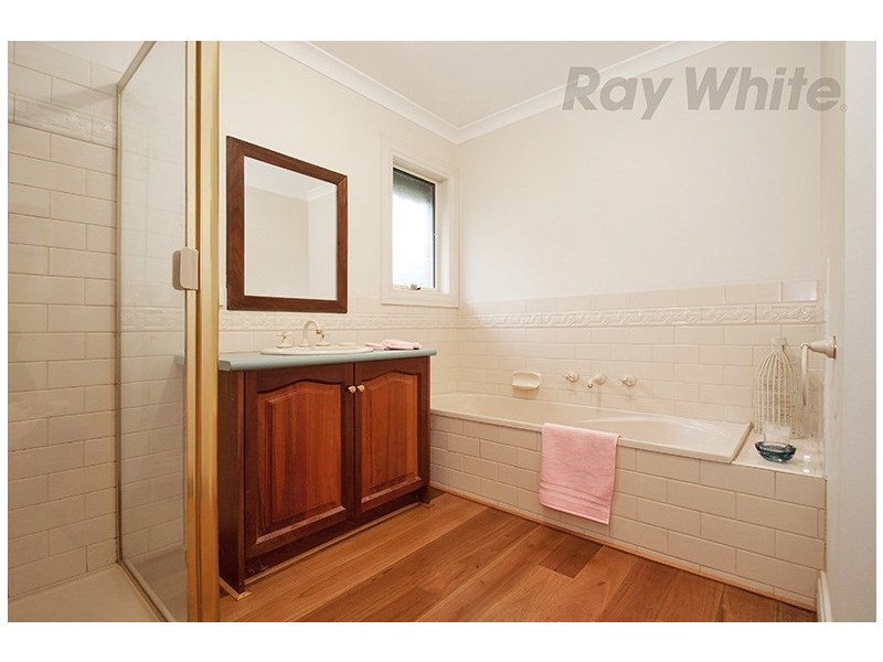 27 CLARKEDALE Rise, Kilsyth South VIC 3137