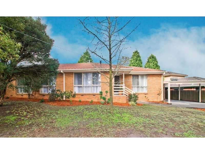 7 ESKDALE Drive, Croydon Hills VIC 3136