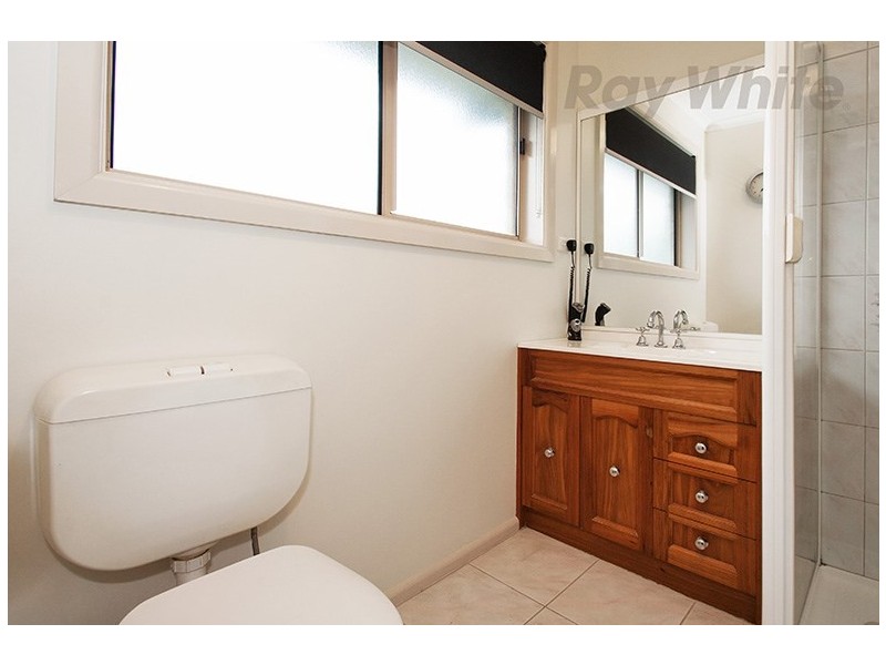 94 Winyard Drive, Mooroolbark VIC 3138