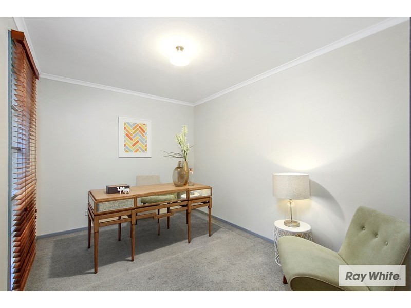 27 MITCHELL Court, Croydon North VIC 3136