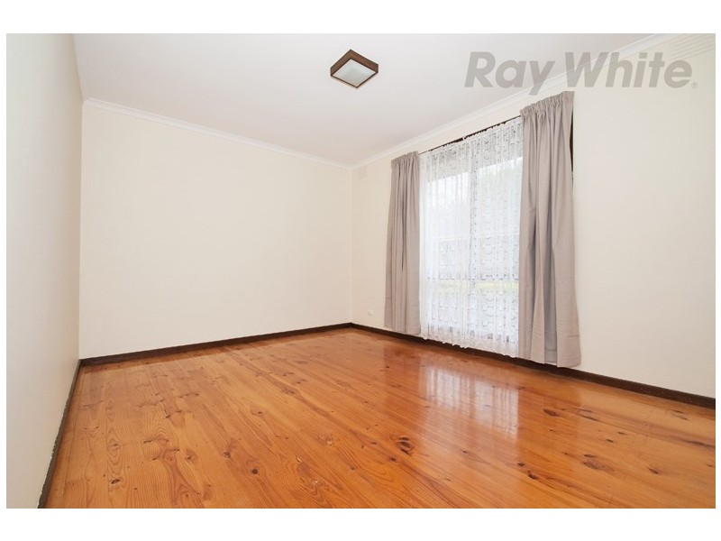 5/4 Starcross Avenue, Croydon VIC 3136