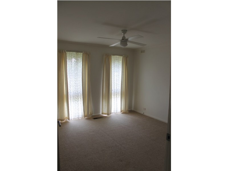 138 Hayrick Lane, Mooroolbark VIC 3138